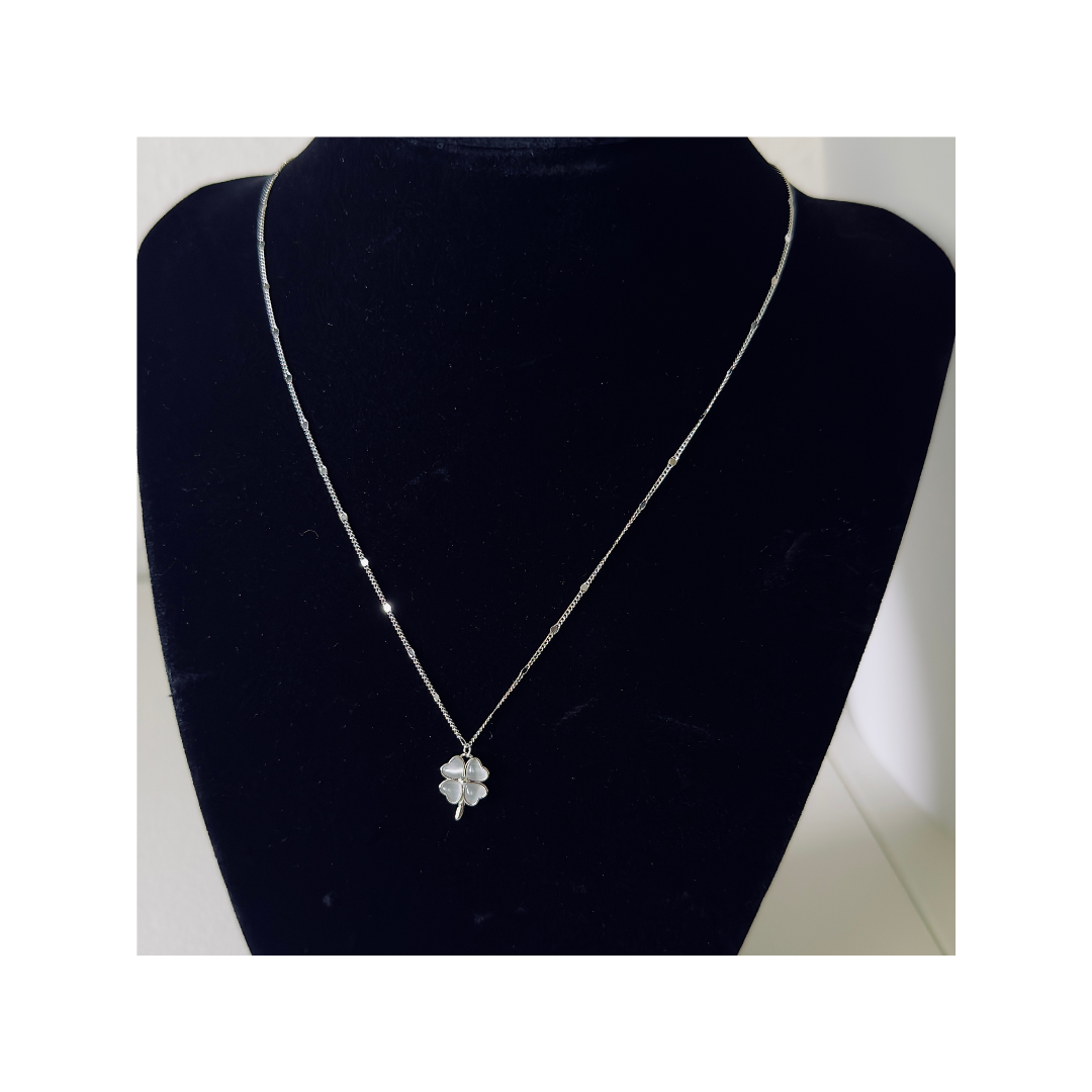 925 Sterling Silver Four-Leaf Clover Necklace – Hypoallergenic Lucky Charm with Mother-of-Pearl Inlay for Sensitive Skin