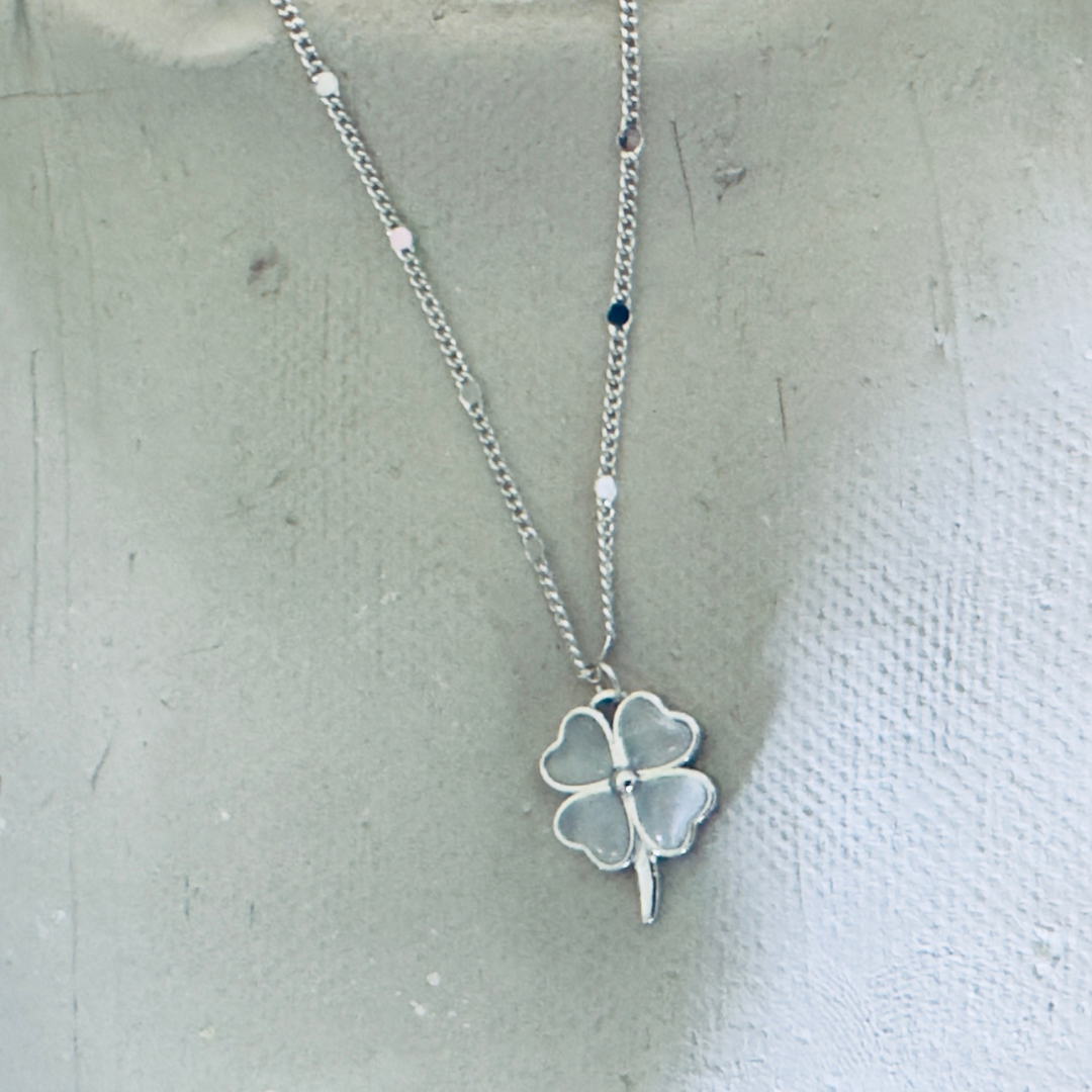 925 Sterling Silver Four-Leaf Clover Necklace – Hypoallergenic Lucky Charm with Mother-of-Pearl Inlay for Sensitive Skin