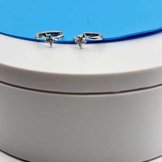 Elegant Double Star Hoop Earrings - Hypoallergenic Celestial Silver Jewelry for Sensitive Skin - Amtikiss Casuals