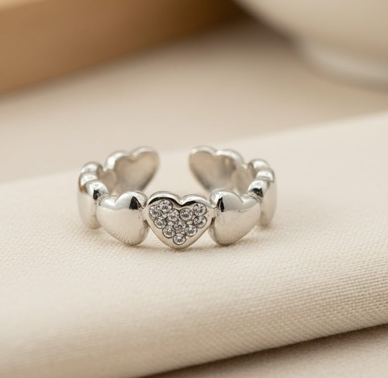 Hearts-of-Love-Valentine-Collection Amtikiss Casuals