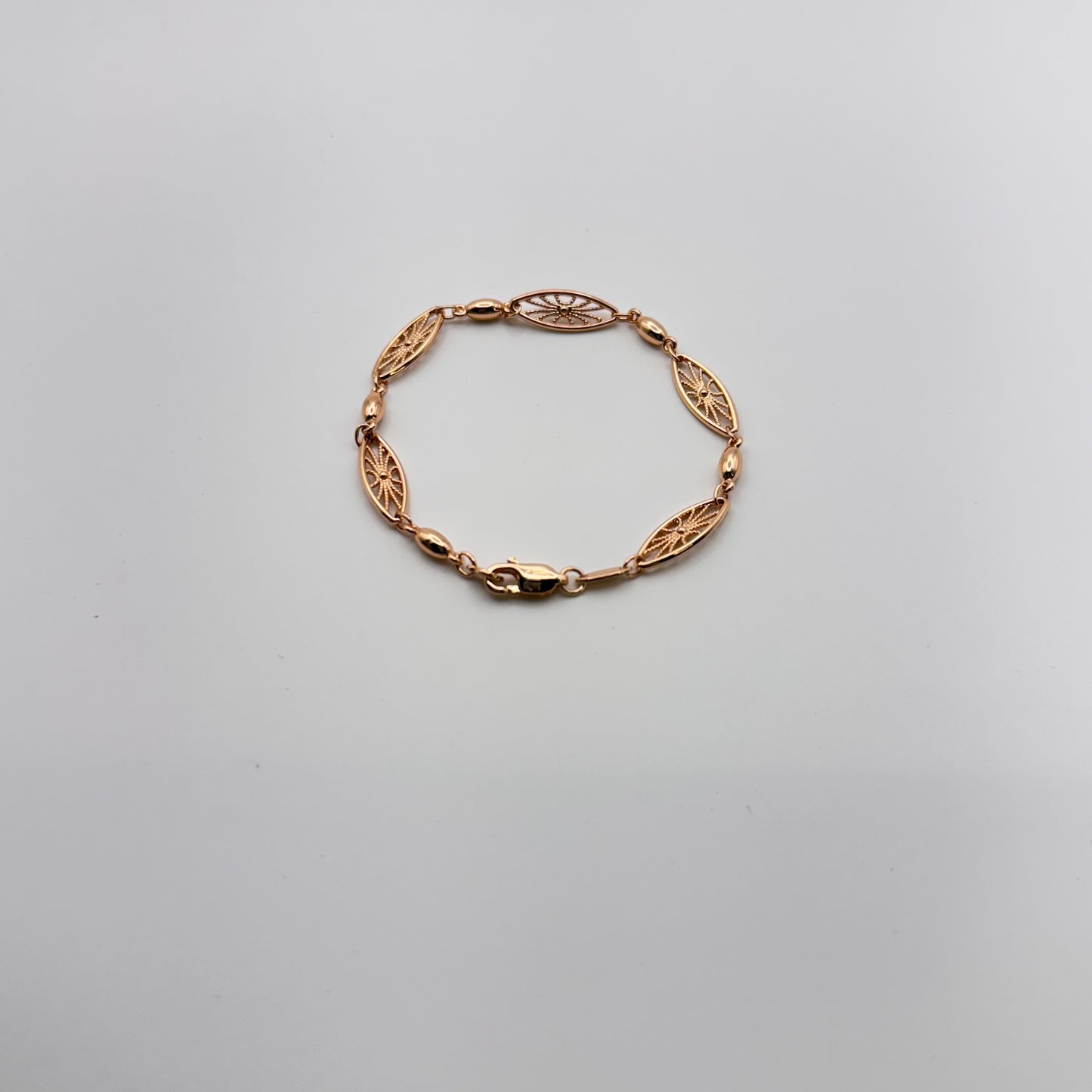 Elegant Rose Gold Filigree Bracelet - Hypoallergenic Stainless Steel Marquise Link Design Amtikiss Casuals