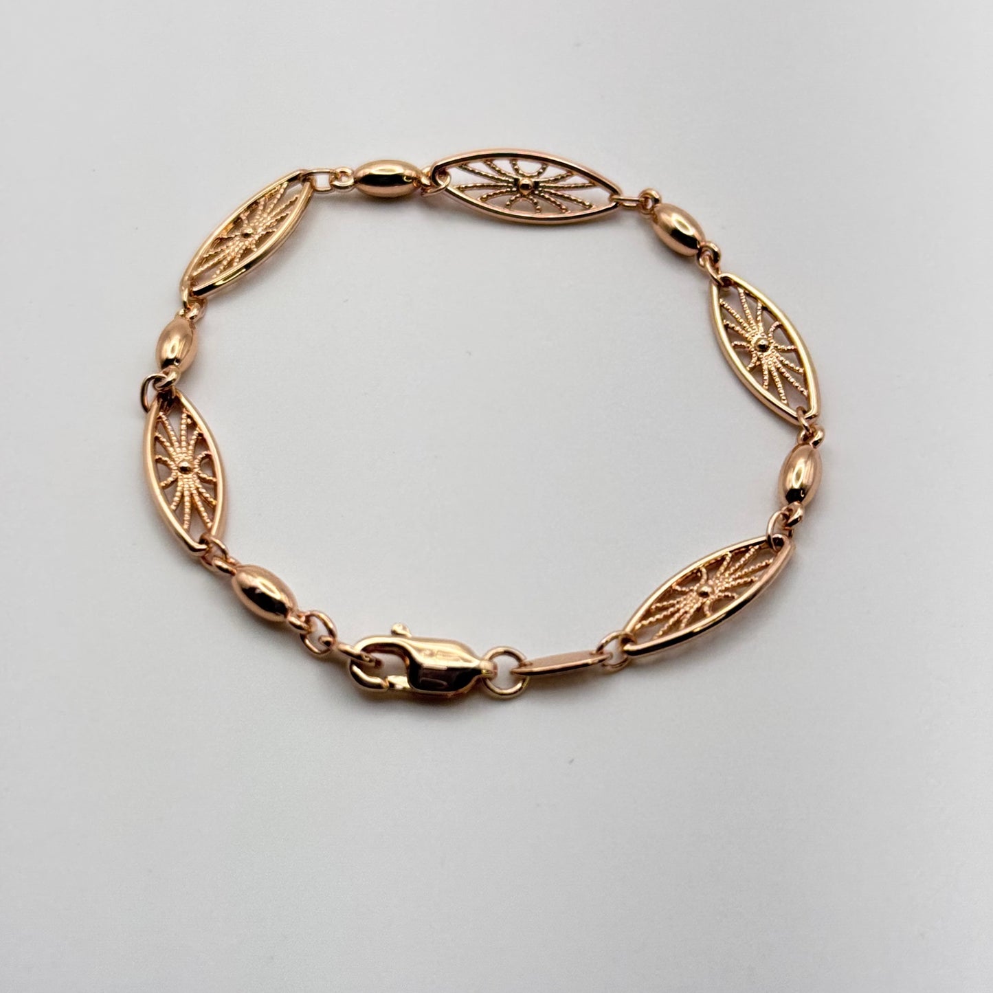 Elegant Rose Gold Filigree Bracelet - Hypoallergenic Stainless Steel Marquise Link Design Amtikiss Casuals