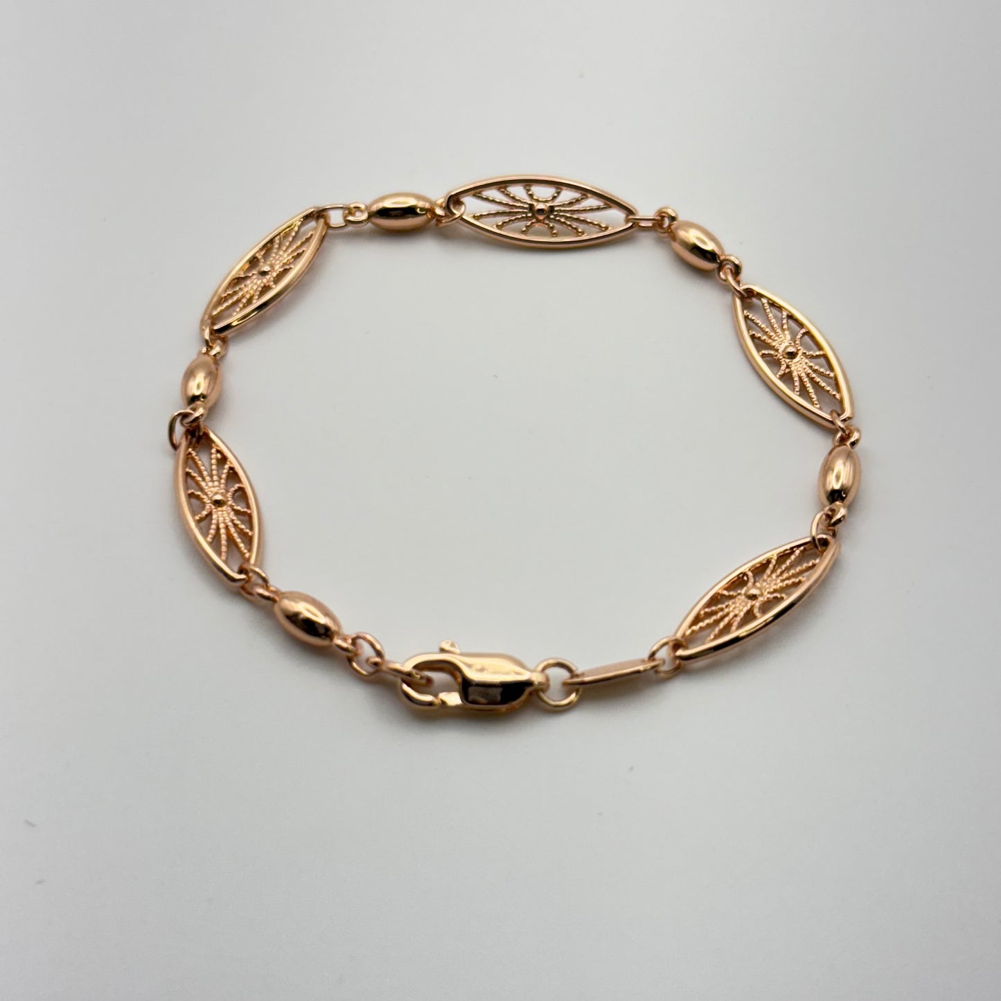 Elegant Rose Gold Filigree Bracelet - Hypoallergenic Stainless Steel Marquise Link Design Amtikiss Casuals